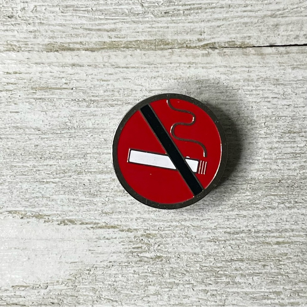 Vintage Silver Tone Enamel No Smoking Round Collectible Lapel Hat Bag Pin